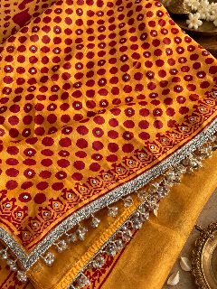 JHILMIL RANGILI STOLE detail 2